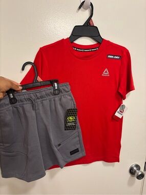 Reebok Red Delta Tee with Logo Tag